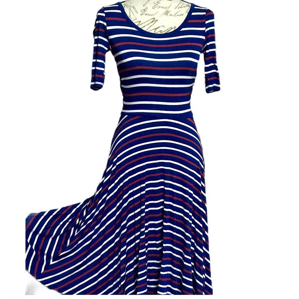 XXS Lularoe Nicole